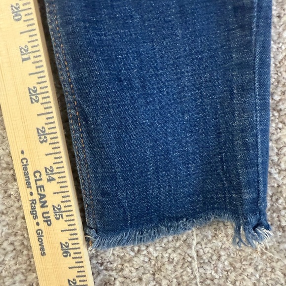 ZARA Trafaluc Authentic Denim Jeans – Size 6 (28) mid to high-rise like new - Picture 5 of 7
